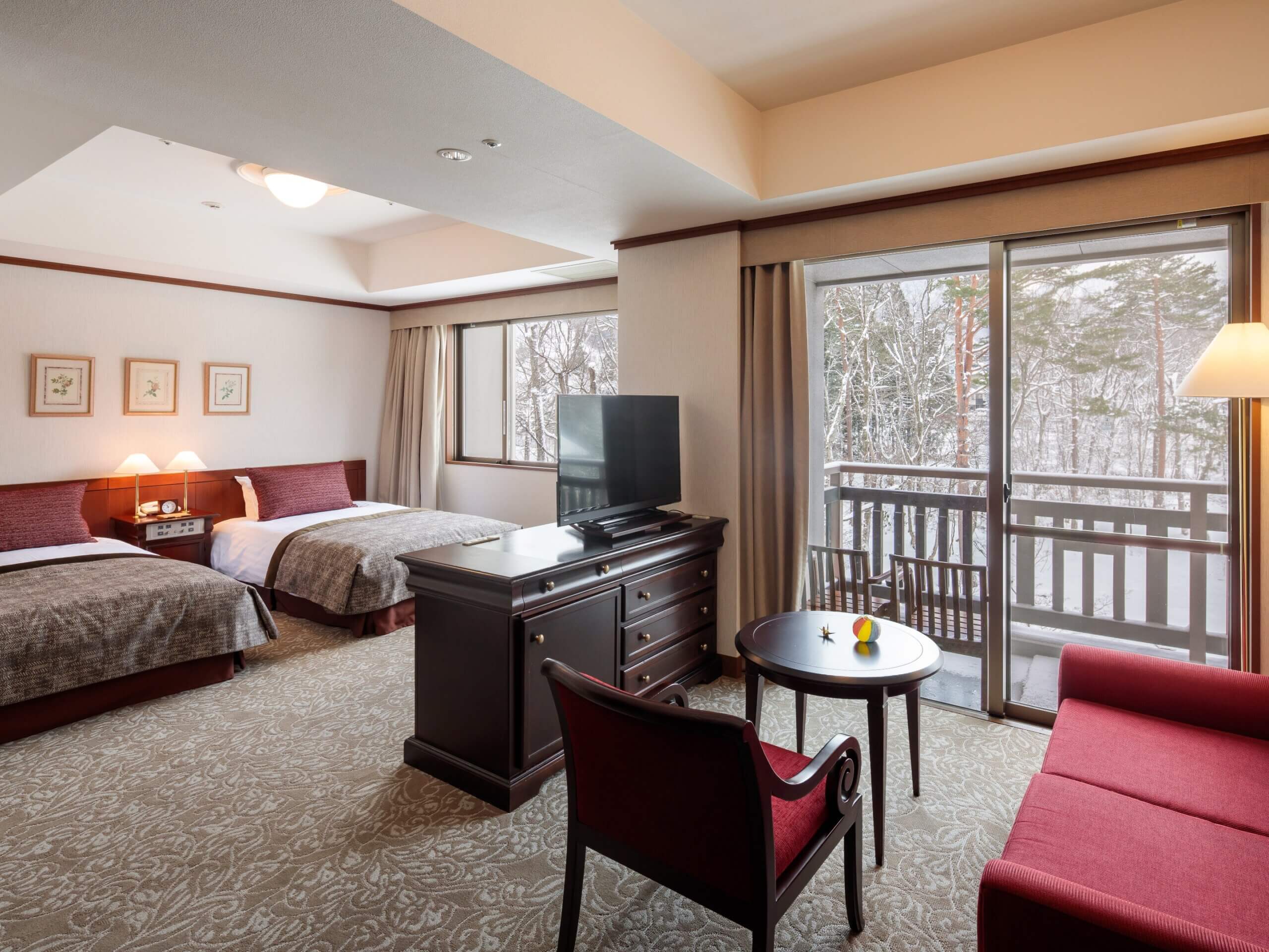 15449baa7932c144d7a7f1442938e208-scaled